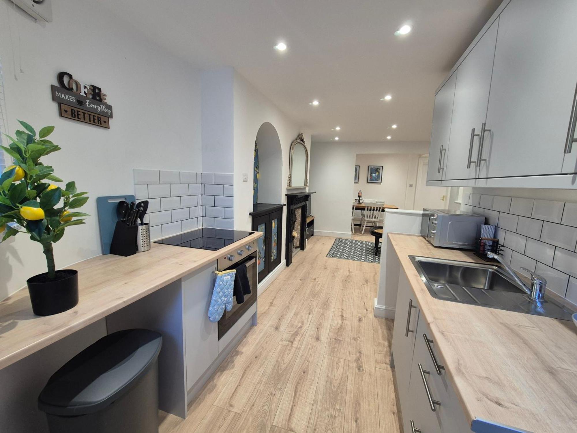#26a Newly Refurbished Garden * Portsmouth